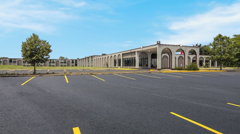 Red Roof Inn Chicago N Aurora Naperville - photo 27