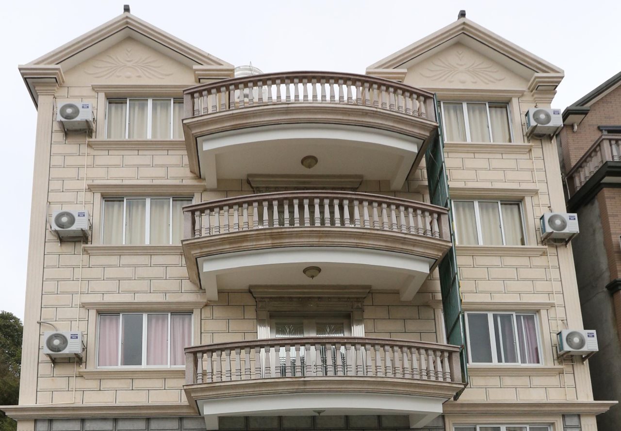 Longtai Inn in Menghai, People's Republic of China