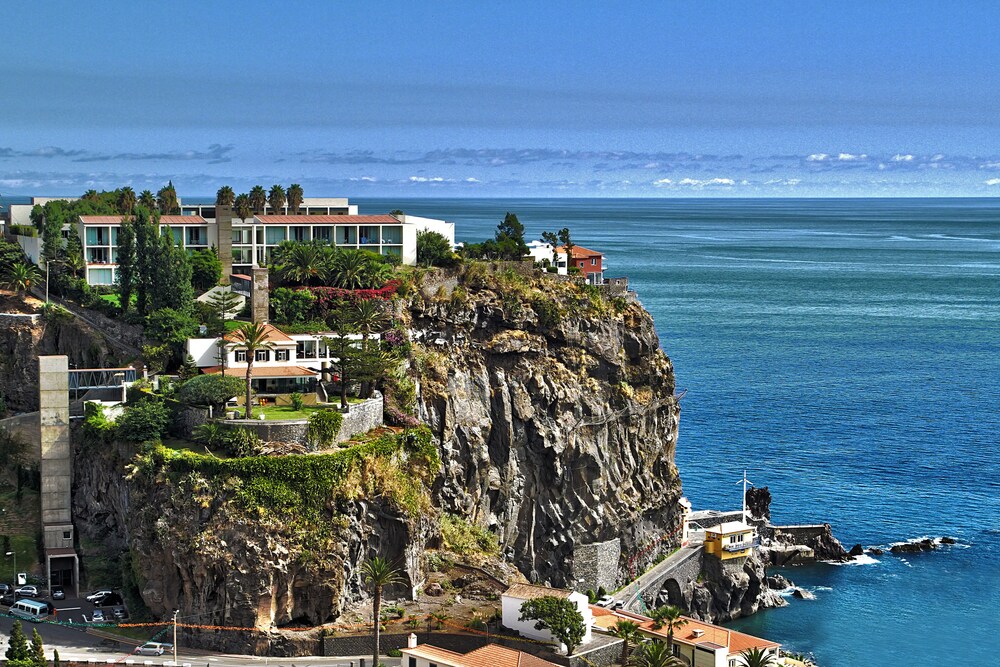 Estalagem Da Ponta Do Sol — 4-Star Luxury Hotel in Ponta Do Sol, Portugal