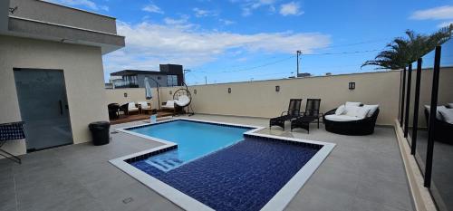 Alto padrão piscina aquecida in Cabo Frio, Brasil