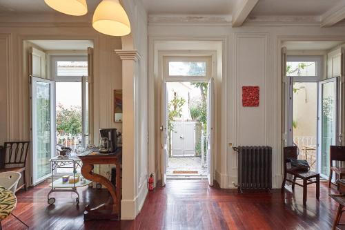 Ninho Salino in Cascais, Portugal