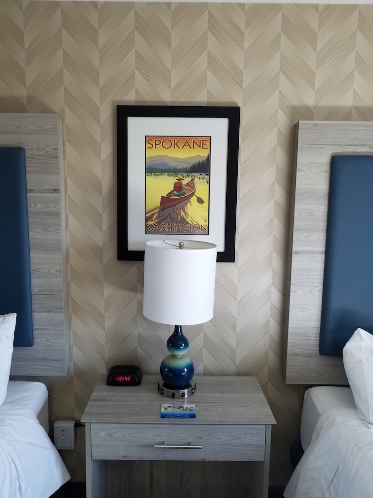 SilverStone Inn & Suites Spokane Valley - photo 9