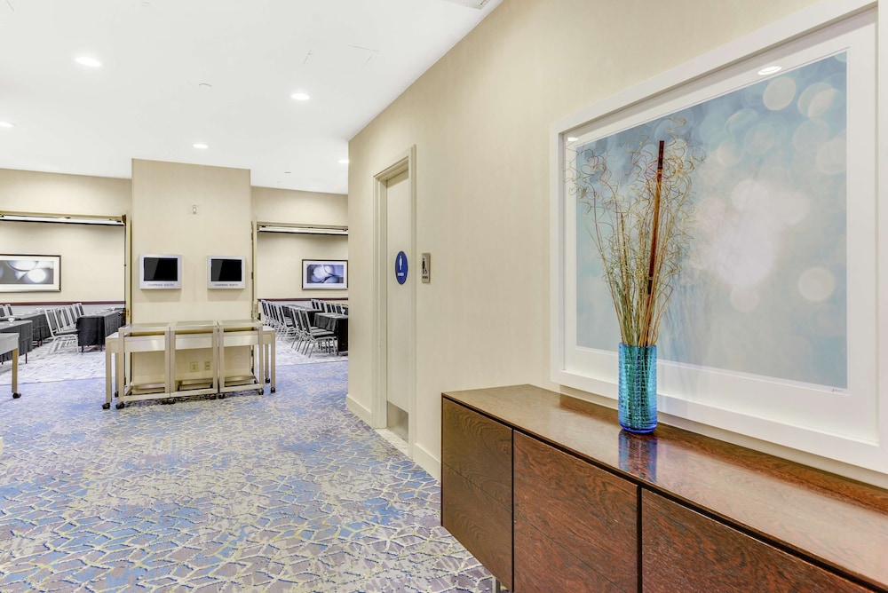 Embassy Suites by Hilton Anaheim Orange - photo 54