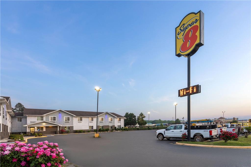 Super 8 by Wyndham South Boston VA - photo 6