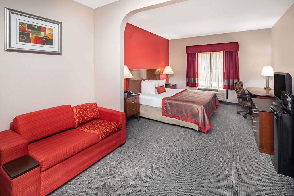 Ramada by Wyndham Alpharetta Atlanta North - photo 12