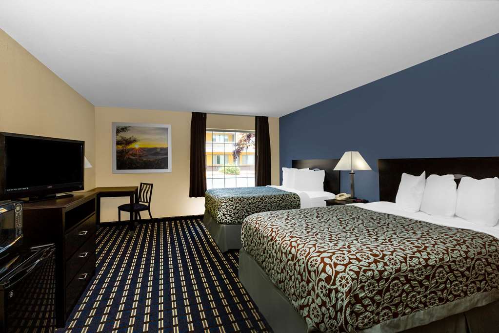 Days Inn by Wyndham Chillicothe - photo 11