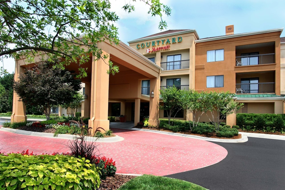 Courtyard by Marriott Rock Hill - photo 32