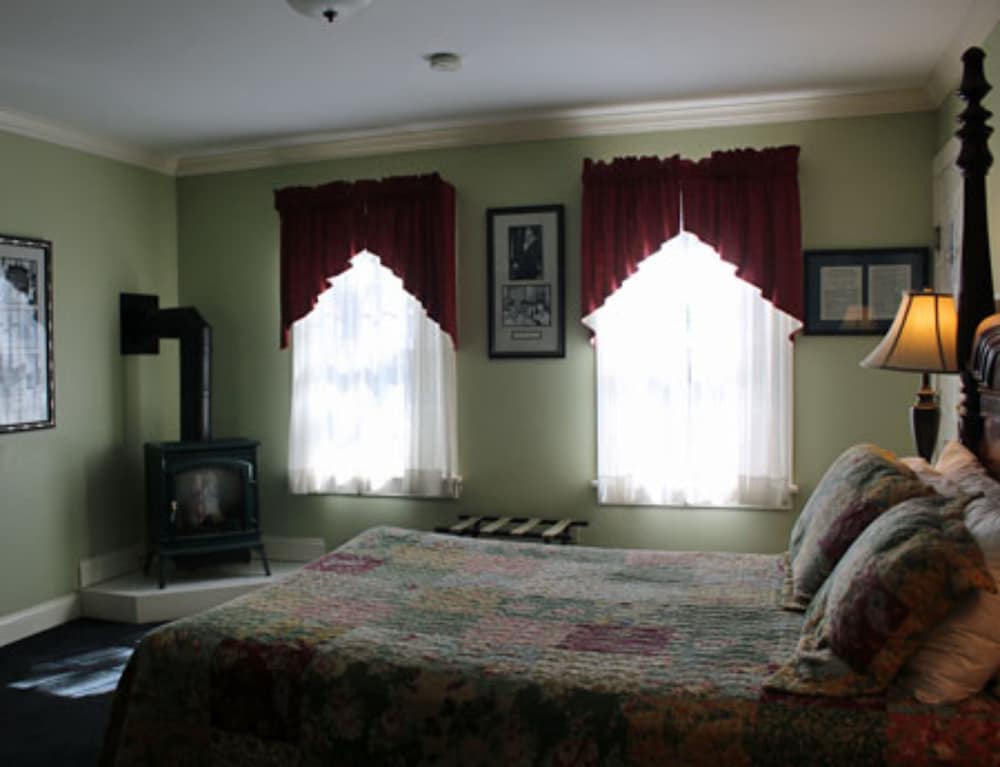 Kearsarge Inn - photo 15