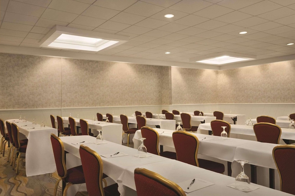 DoubleTree by Hilton Providence Airport Warwick - photo 24