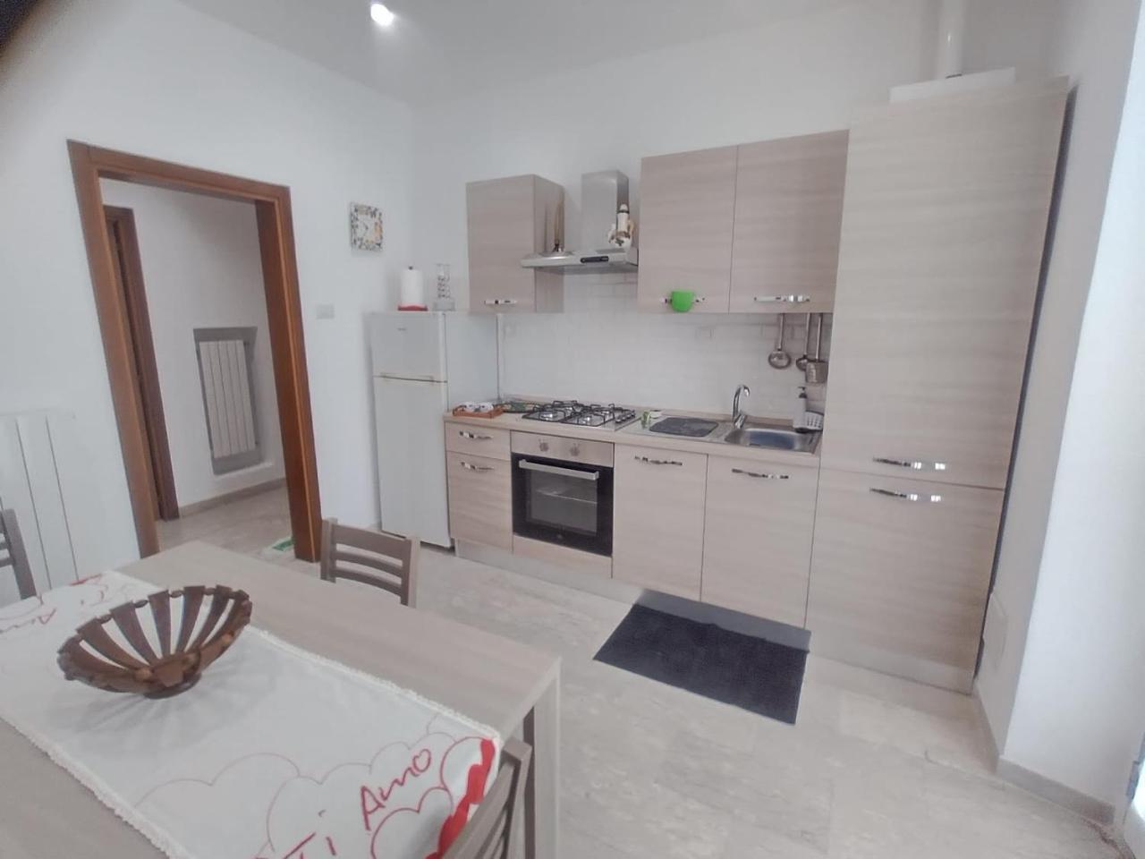 Appartamento Centralissimo Pescara a 300 Mt Dal Mare in Pescara, Italy