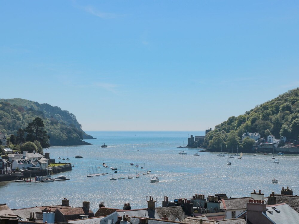 13 Above Town — 4-Star Luxury Hotel in Dartmouth, United Kingdom