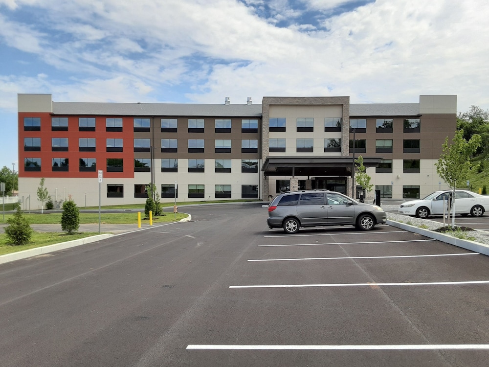 Holiday Inn Express & Suites Harrisburg S Mechanicsburg by IHG - photo 26