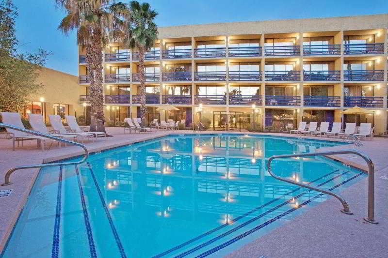 Four Points by Sheraton Phoenix North - photo 15