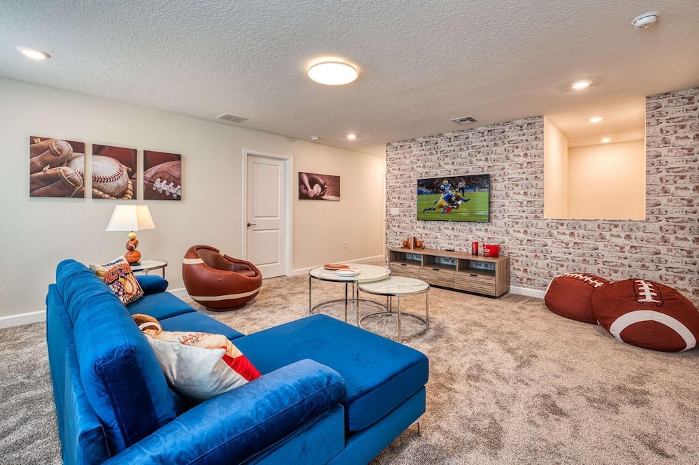 Chic Luxury Decor Prime Location Game Room Bliss - photo 18