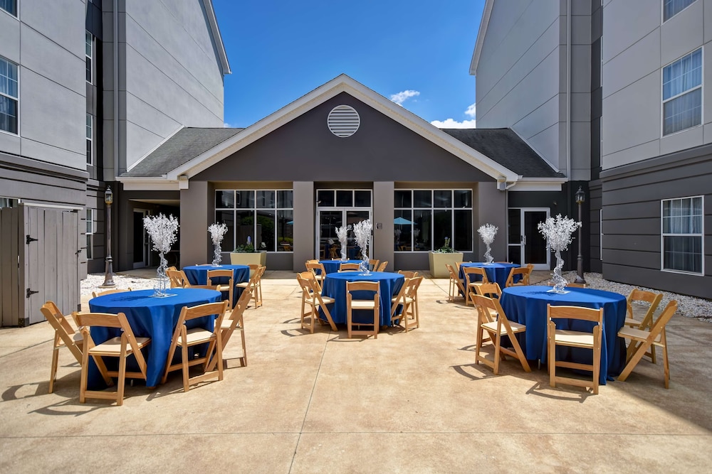 Homewood Suites by Hilton Philadelphia Great Valley - photo 45