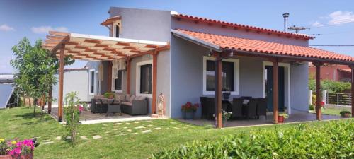 Antoni's Country Villa — 4-Star Luxury Hotel in Alexandroupoli, Greece