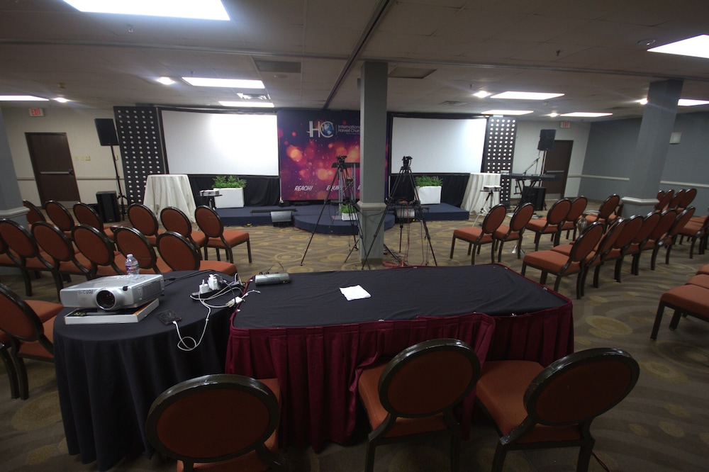 Atrium Hotel and Suites - photo 86