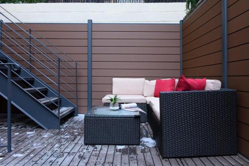 3 2 NEW Prime E Village Private outdoor - photo 37