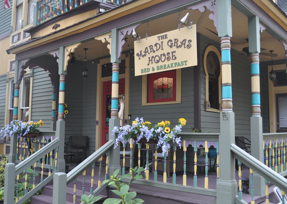 The Mardi Gras House - photo 85