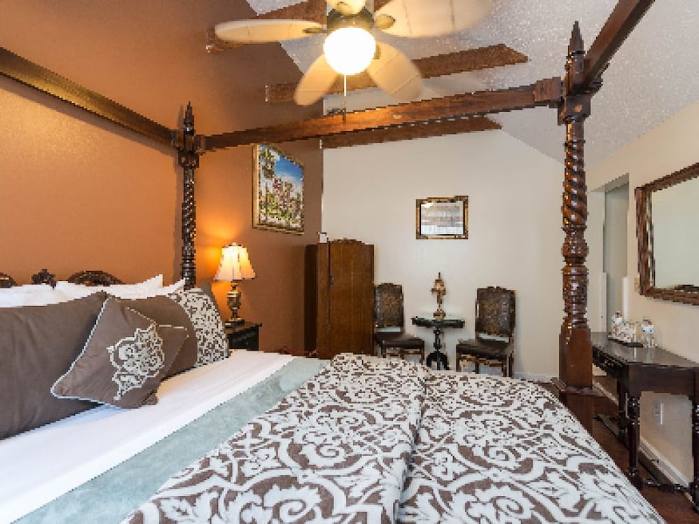 Old City House Inn and Restaurant - photo 17