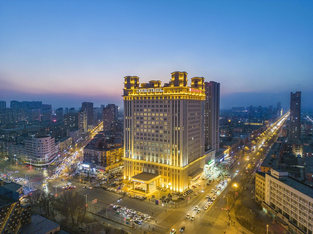 Doubletree By Hilton Anshan — 4-Star Luxury Hotel in Anshan, People's Republic of China