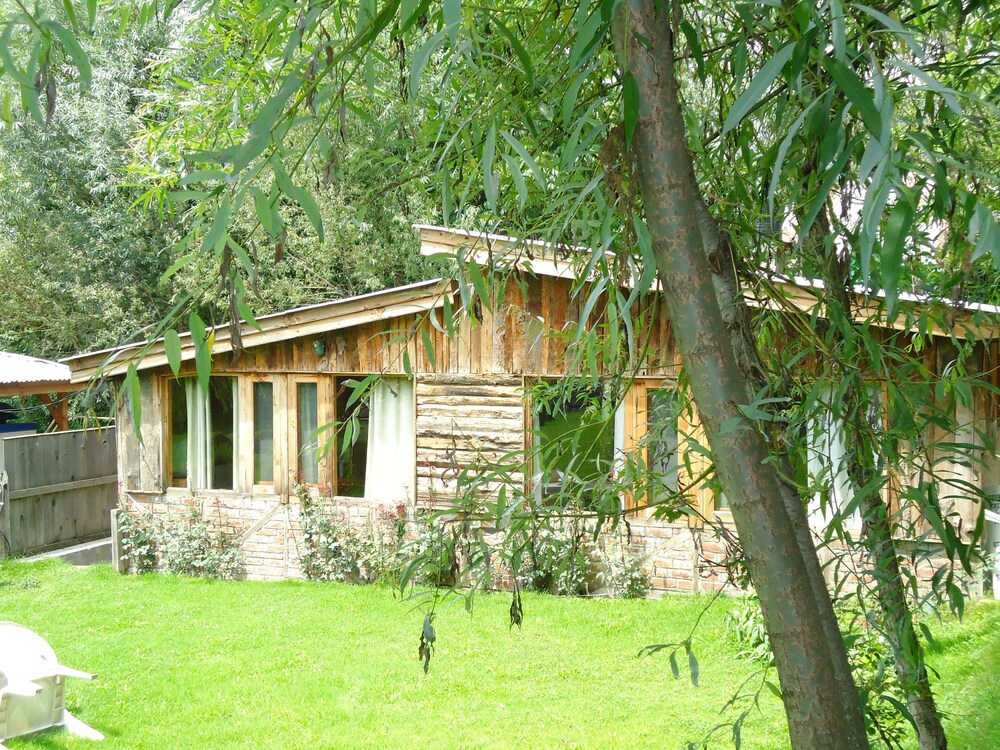 Hotel Volga — hotel in Pahlgam