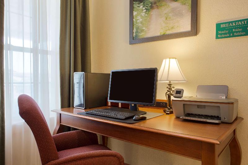 Country Inn & Suites by Radisson Nevada MO - photo 27