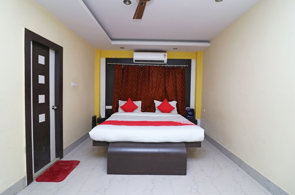 Oyo 18409 Hotel Sun City pet-friendly hotel Puri