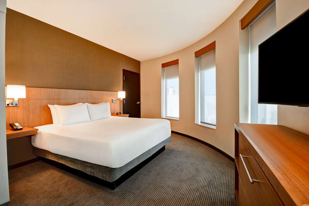 Hyatt Place Huntsville Research Park Redstone - photo 2