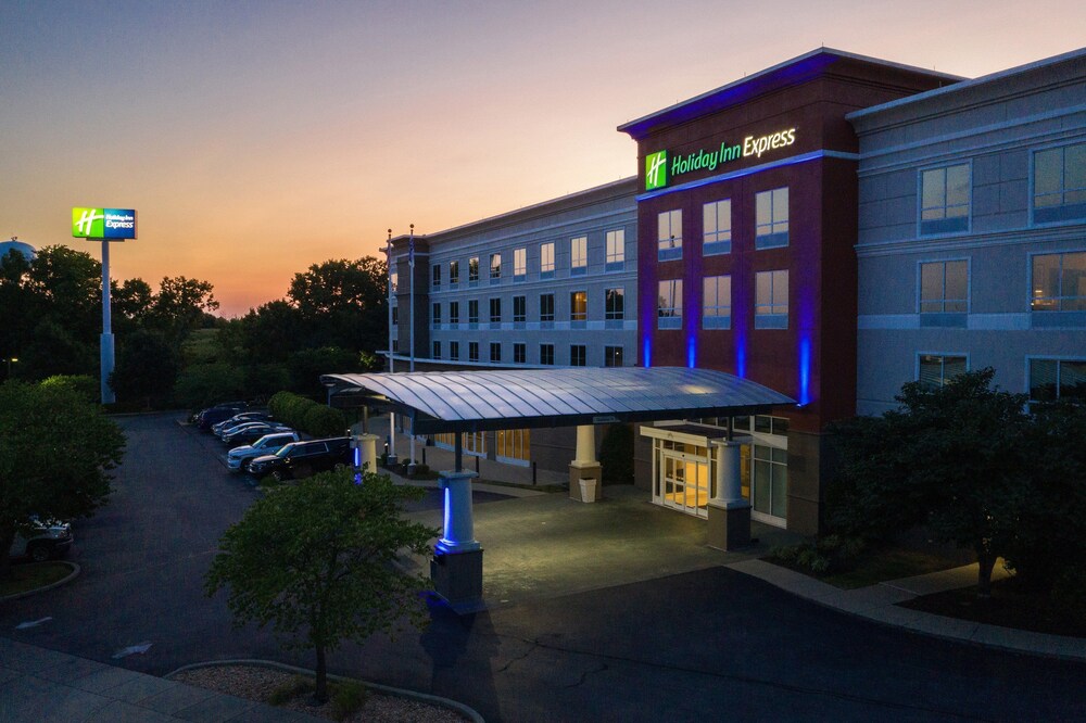 Holiday Inn Express Lexington North Georgetown by IHG - photo 34