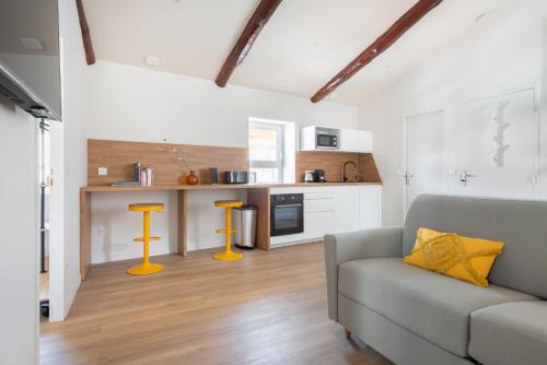 Pin Spacieux Linge Hotelier Fibre Confort - carbon neutral hotel in Unknown City