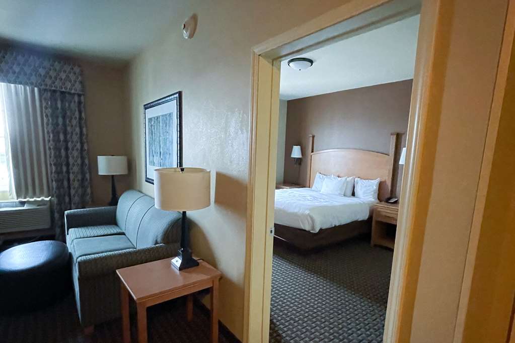 MainStay Suites Williston - photo 20