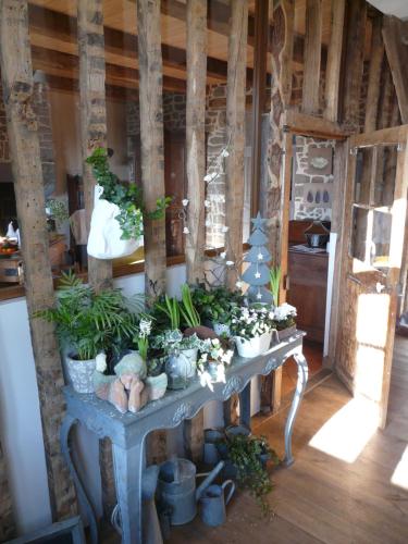 Le Clos des Anges - carbon neutral hotel in Dinge