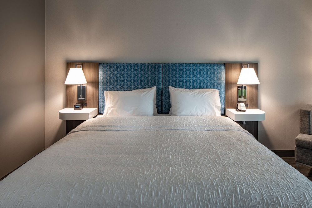 Hampton Inn & Suites Dallas Plano Central - photo 22