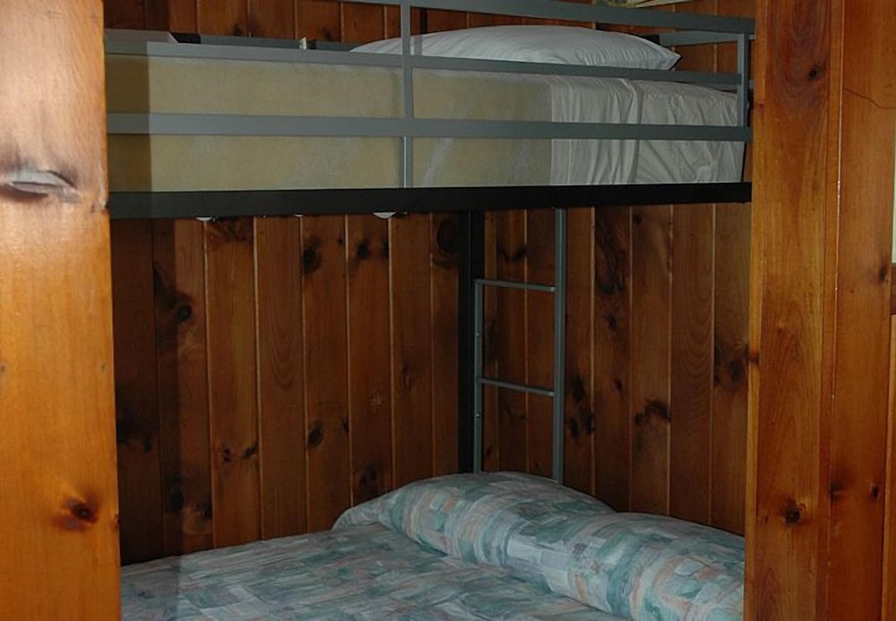 Channel Watefront Cottages - photo 28