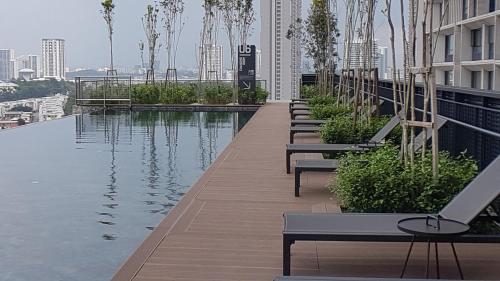 D'Kroll Tamarind Cyberjaya 1 Bedroom Premium Suite with Netflix — 4-Star Luxury Hotel in Kuala Lumpur, Malaysia