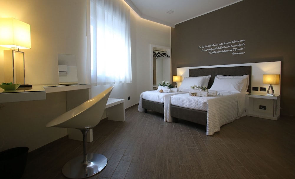 L'essenza B&B — 4-Star Luxury Hotel in Reggio Calabria, Italy