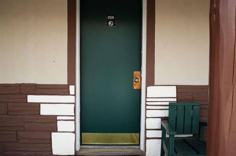 El Rancho Motel - photo 15