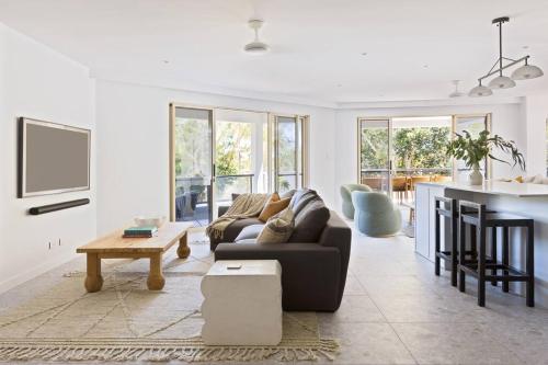 Luxurious Noosa River Bliss at Como — 5-Star Luxury Hotel in Noosaville, Australia