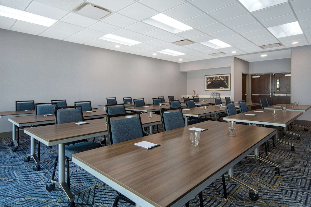 Homewood Suites by Hilton Lexington Hamburg - photo 56
