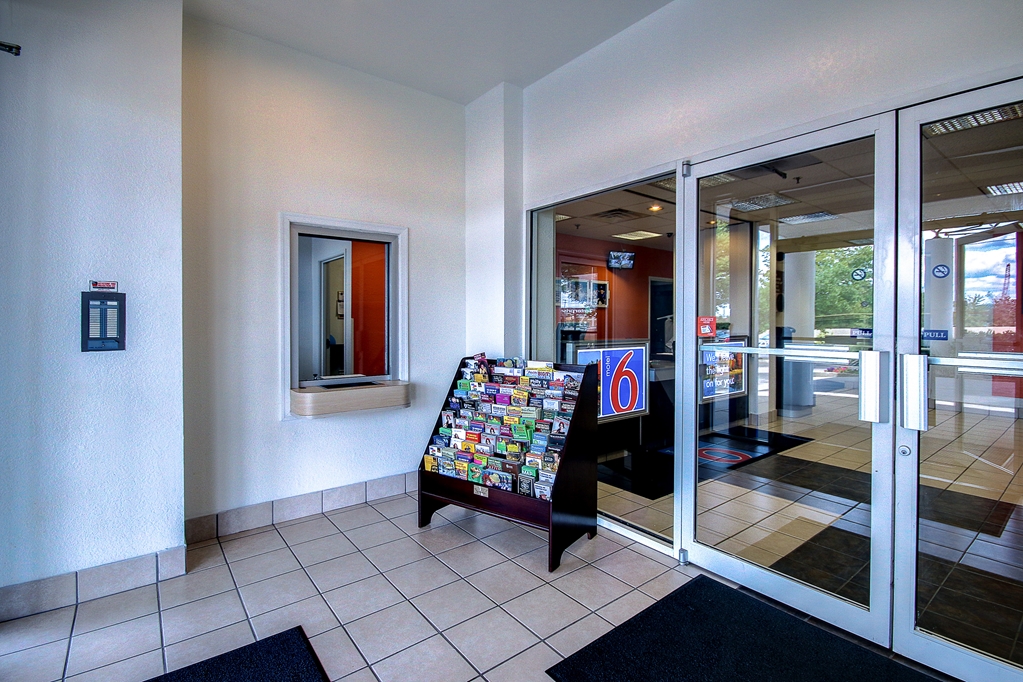 Motel 6 King Of Prussia PA Philadelphia - photo 33
