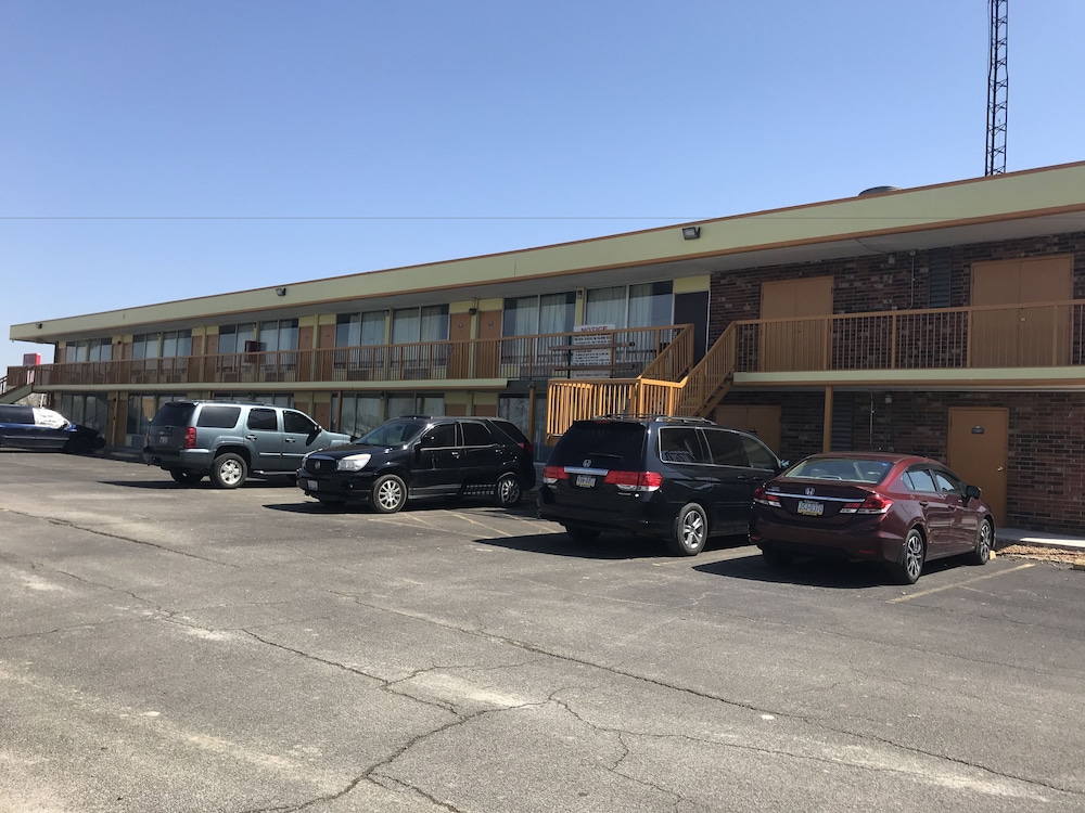 Days Inn by Wyndham Salem - photo 39