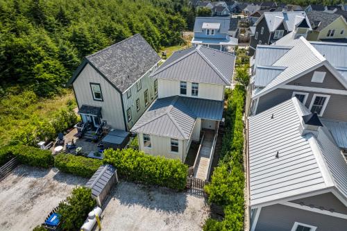 A Lavender Pearl by Seabrook Hospitality in Huntington Beach, United States