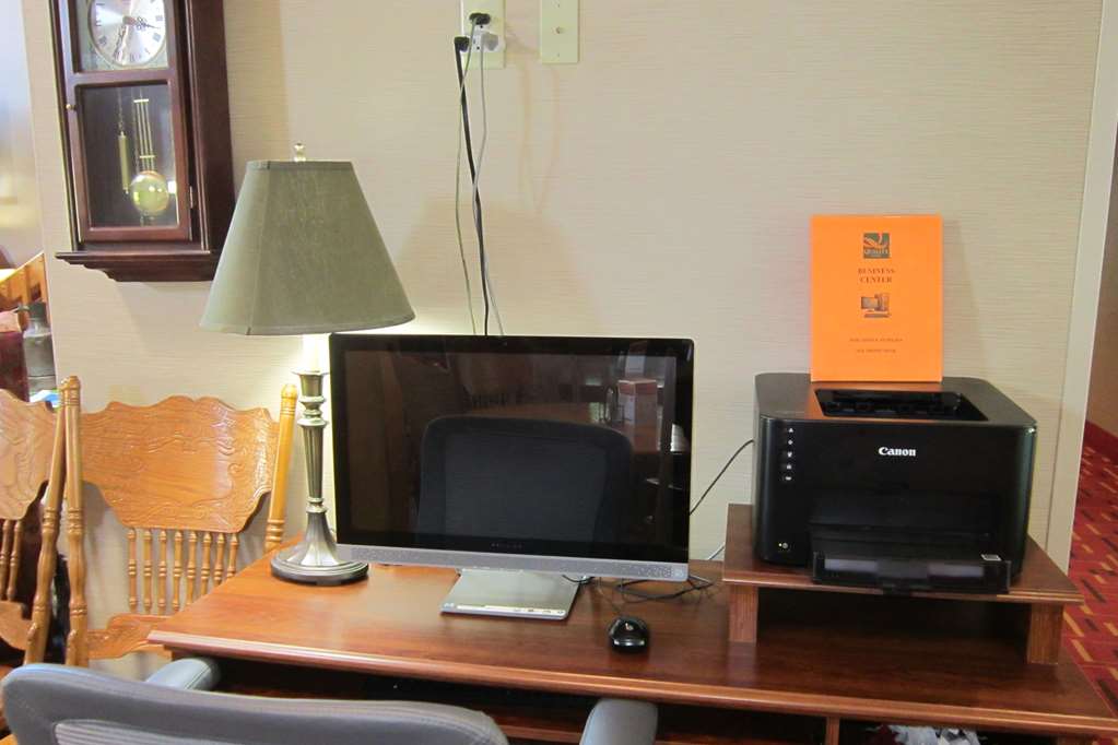 Quality Inn Nashville Bloomington - photo 36