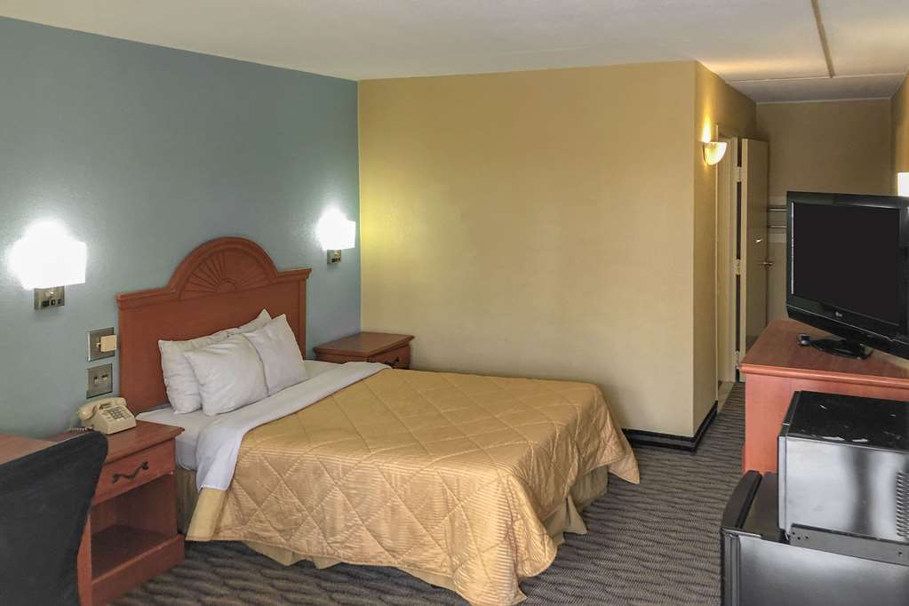 Rodeway Inn Joint Base Andrews Area - photo 15