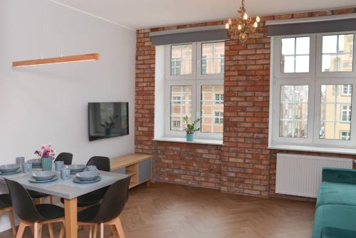 Apartament Długi Targ — 4-Star Luxury Hotel in Gdansk, Poland