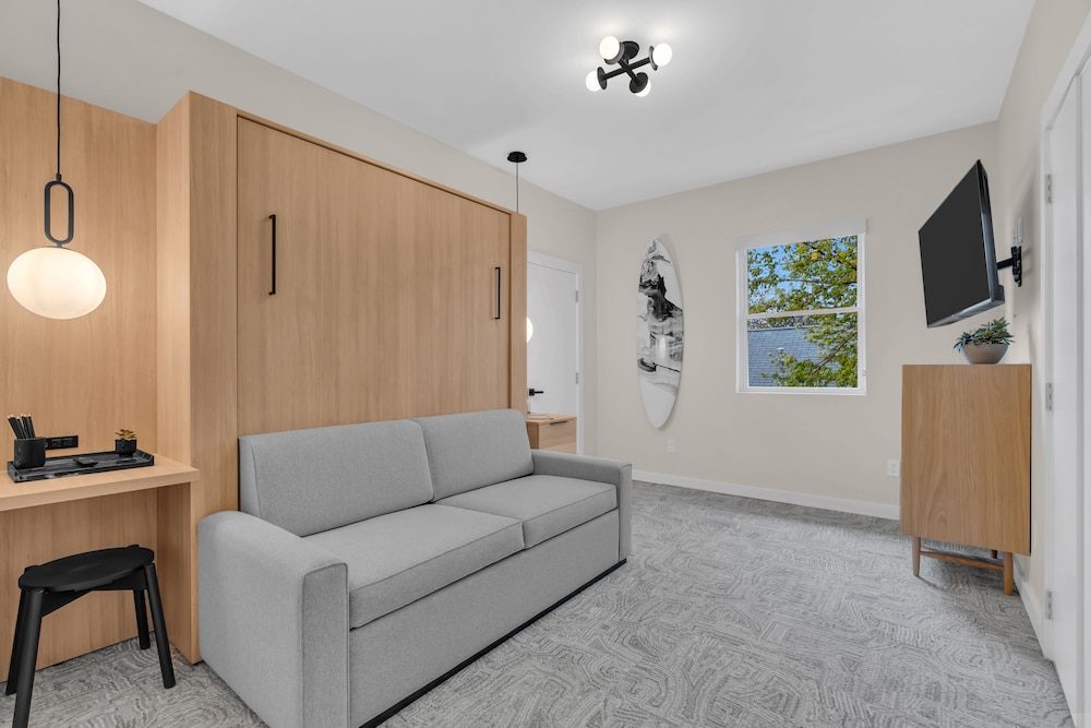 The St Laurent Social Club & Guest Rooms - photo 7
