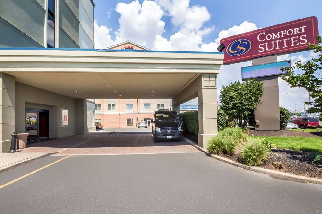 Comfort Suites at Woodbridge — hotel in Avenel