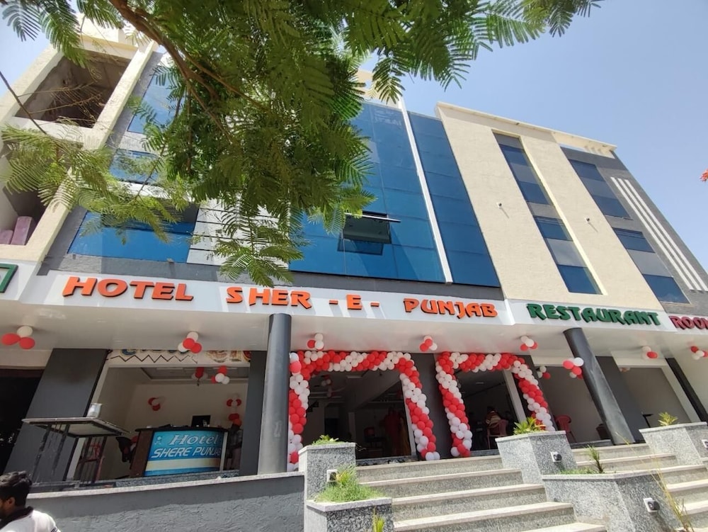 Shere Punjab Hotel & Restaurant in Abu Road, India