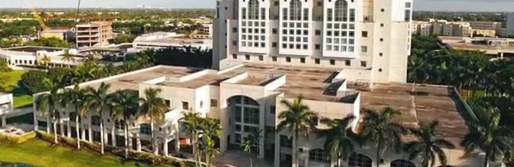 Holiday Inn Express Doral Miami by IHG - photo 42